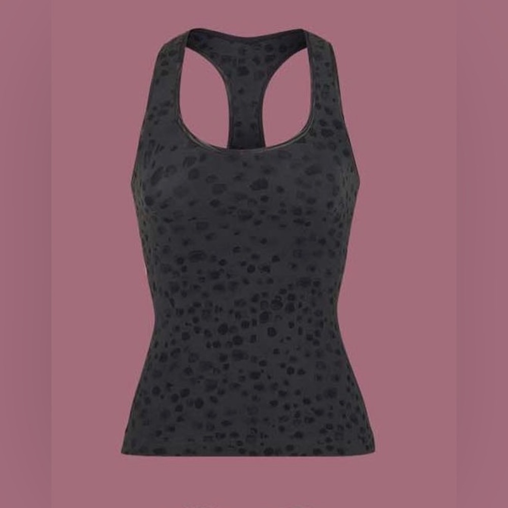 New, never worn. Stori Brand. Size 6.